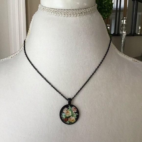LAST 1! Black Floral Cabochon Pendant Necklace Romantic Cottagecore 18” Rose NEW - Picture 10 of 10